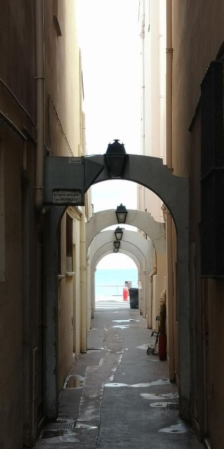 Joli Studio Dans Le Coeur De Menton Bagian luar foto